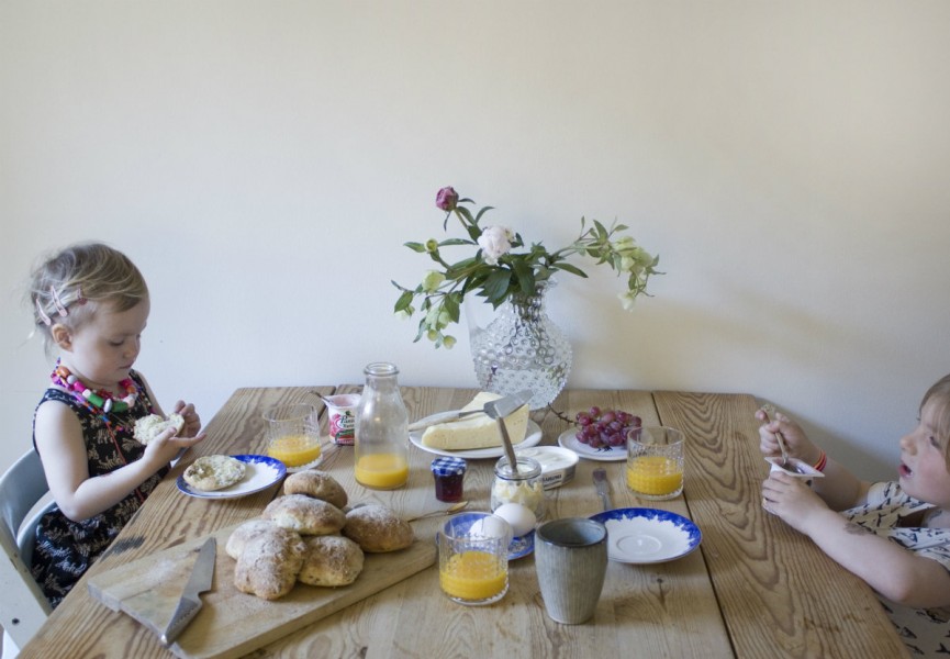 Morgonstunder i maj. 1 breakfast in may