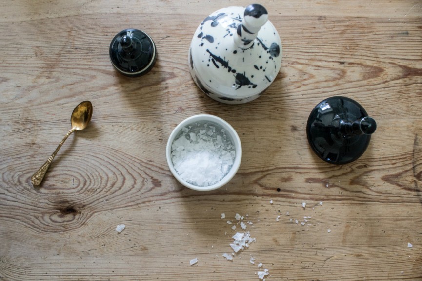 Klei black dot + black 1200x797