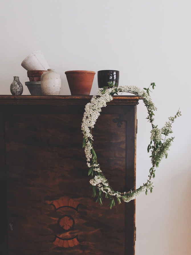 En enkel krans 1 Flower wreath by Babes in Boyland