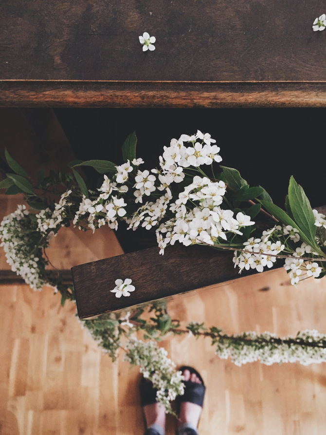 En enkel krans 2 Flower wreath by Babes in Boyland
