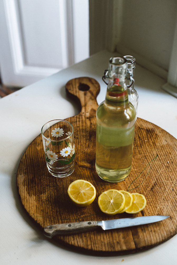 Elderflower lemonade by Babes in Boyland