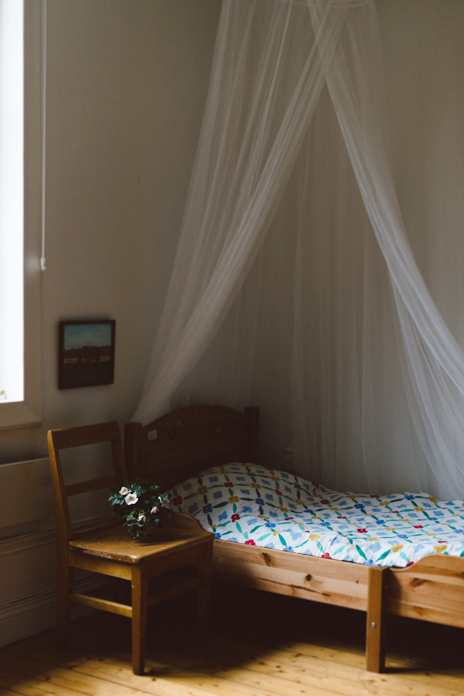 Crib by Babes in Boyland