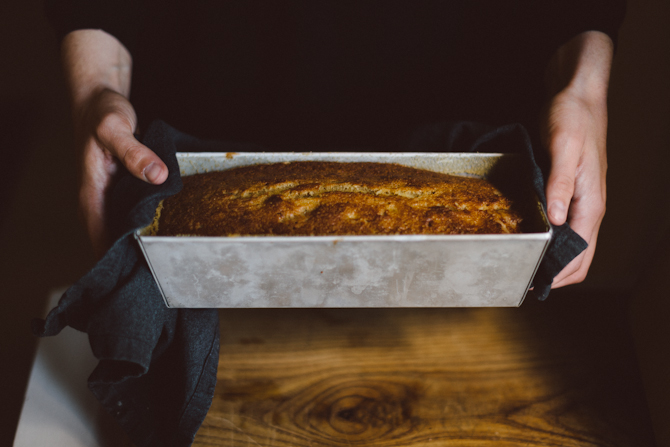 Banankaka och en ny kokbok 13 Banana cake by Babes in Boyland