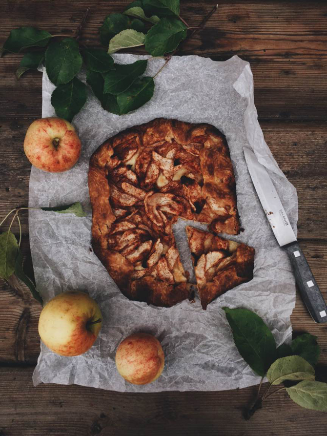 Apple tart by Babes in Boyland