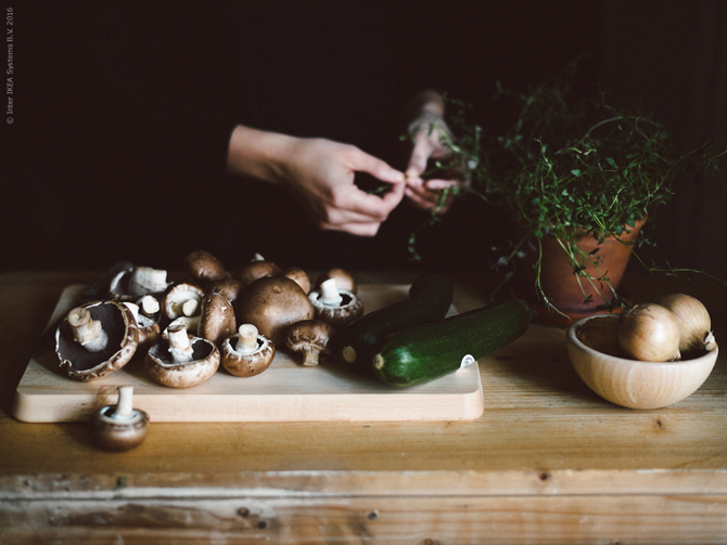 Vegetarian frittata by Babes in Boyland