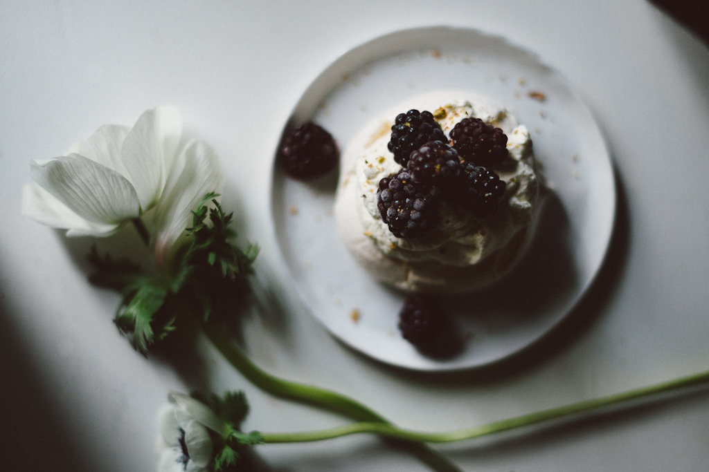 Mini pavlova by Babes in Boyland
