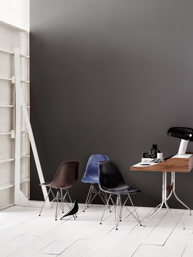 LOTTA AGATON NEWS 1 PB_hermanmiller_eamesshell_i2_B_00211