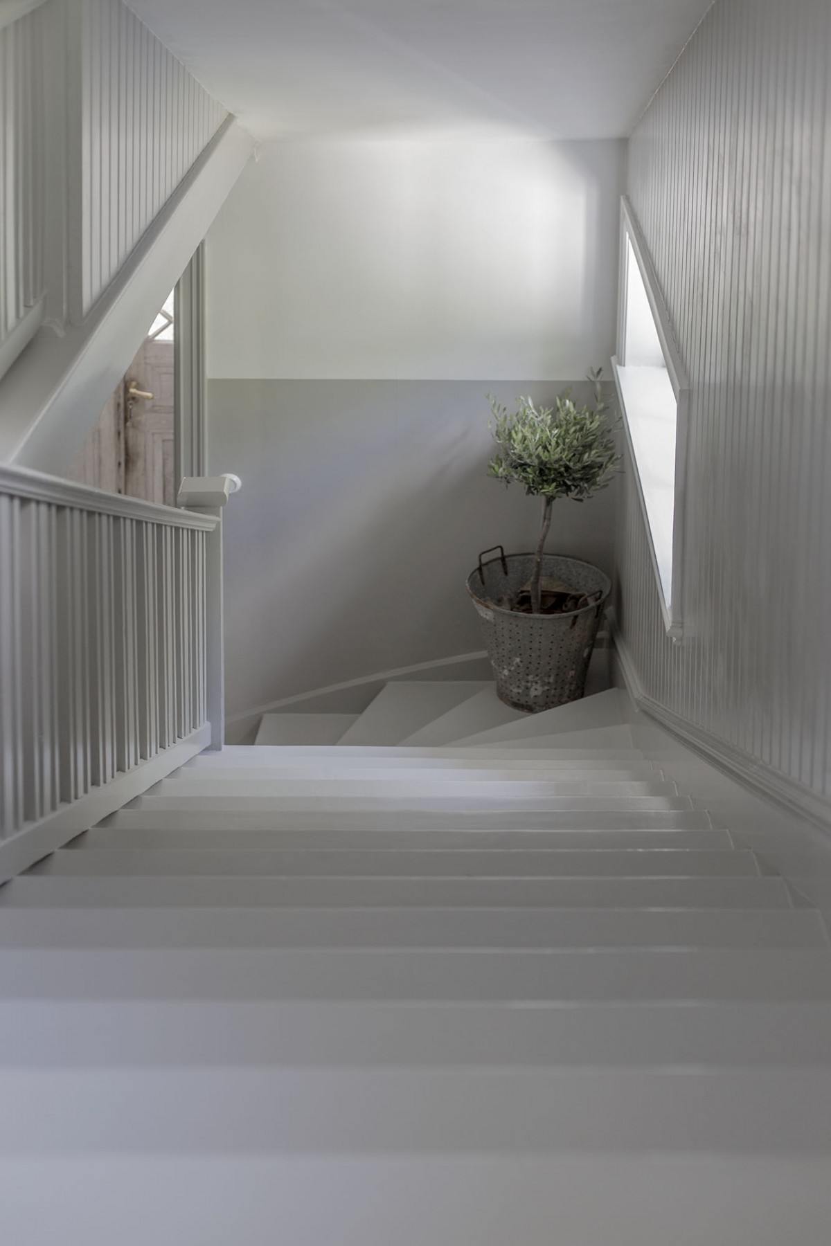 Strenghielm_alcro_hallway.1