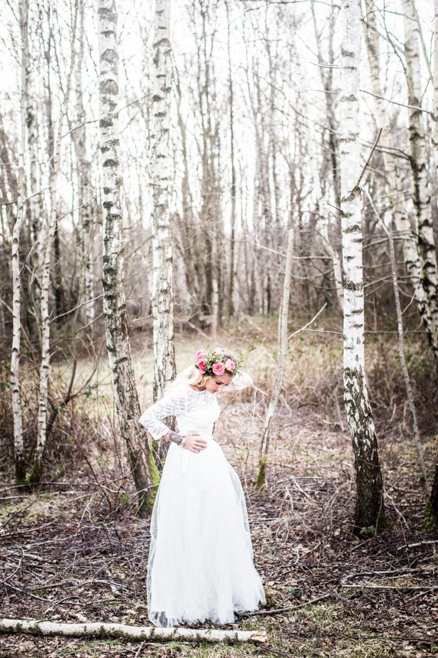På tåget med sia 12 tekla dresses web februari-4701