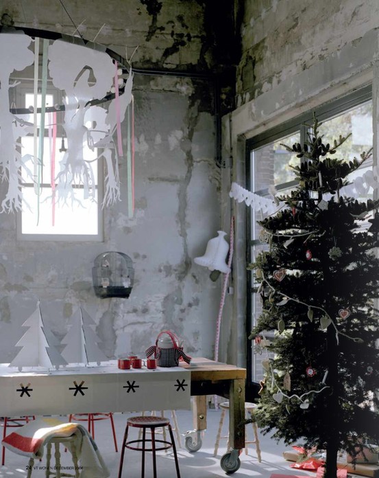 108790147218145542 1VlJsy10 c Christmas eve