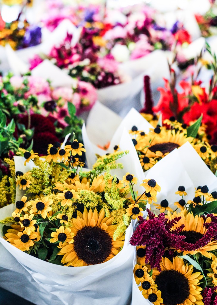 Helgtips x 2 med skördemarknad och loppis 1 farmers market