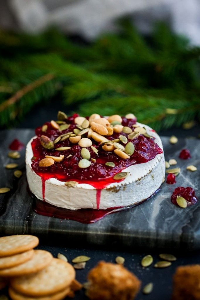 Finast i veckan; en girlang av apelsiner, ett besök på Gamla Riksarkivet och en brietårta med lingon 14 BRIE-e1481203379886