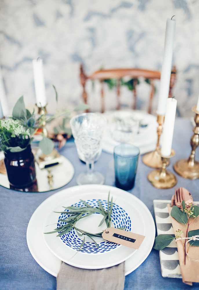 Duka med blåa toner i jul 2 Volang-dukning1