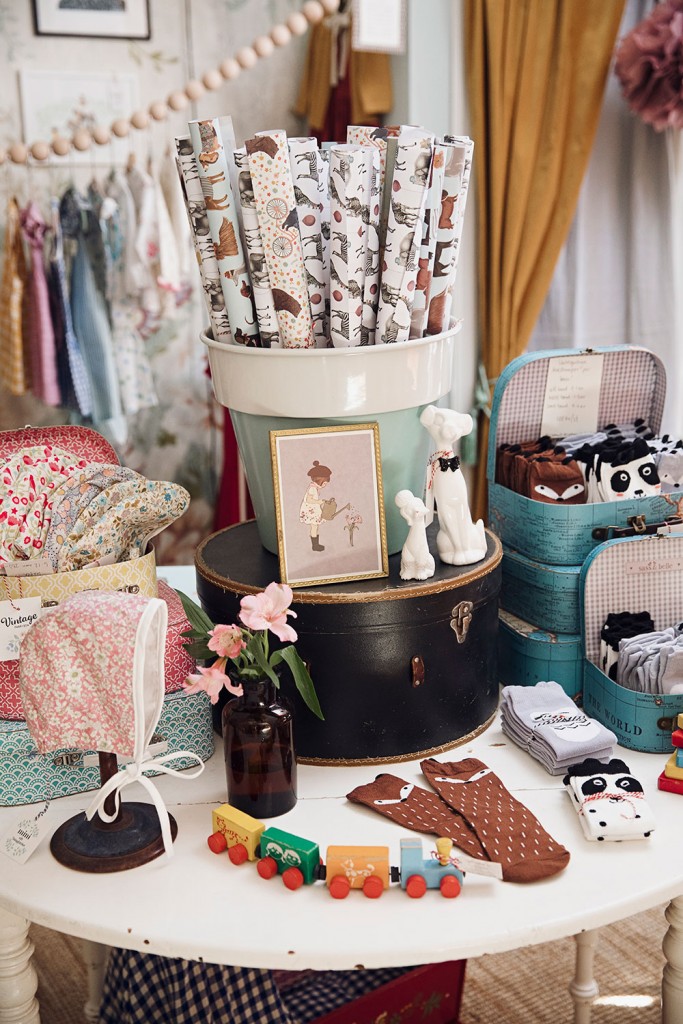 En dag att fira – Vintagefabriken fyller 4 år 1 vintagefabriken-midsommarkransen