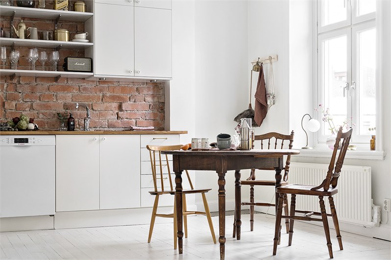 Ljuvlig sekelskifteslägenhet i Midsommarkransen 3 inredning kok vintage inspiration