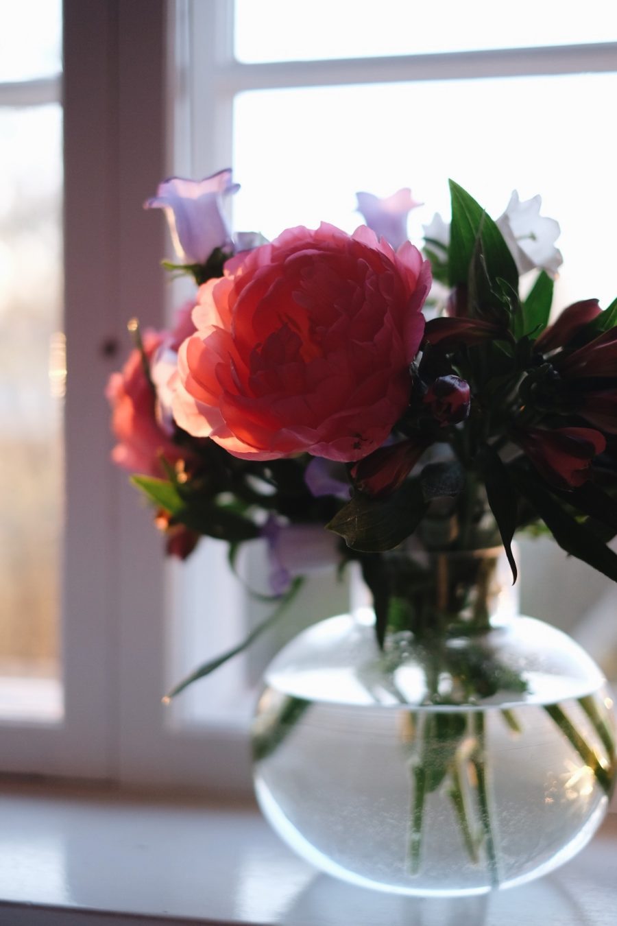 8B9C06B4 BA0F 404F 96FE F7E9EBBFF268 e1525468111451 Varde ljus