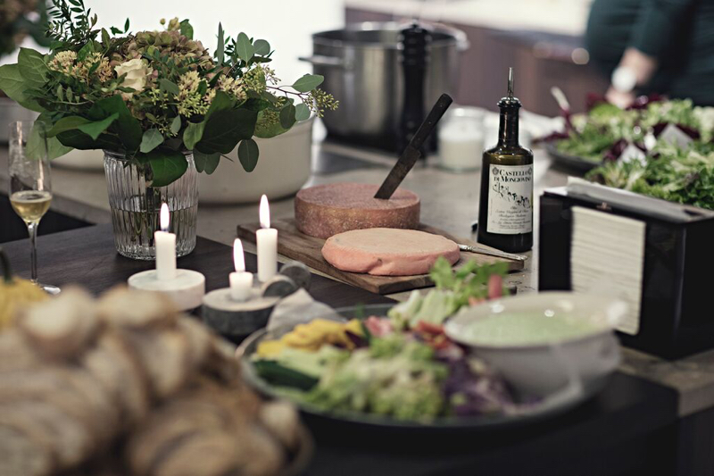 -nvc4vxKCsFBz-aVDuTJvjh-hv1Y7KxQQa0qF3Mo8Ks