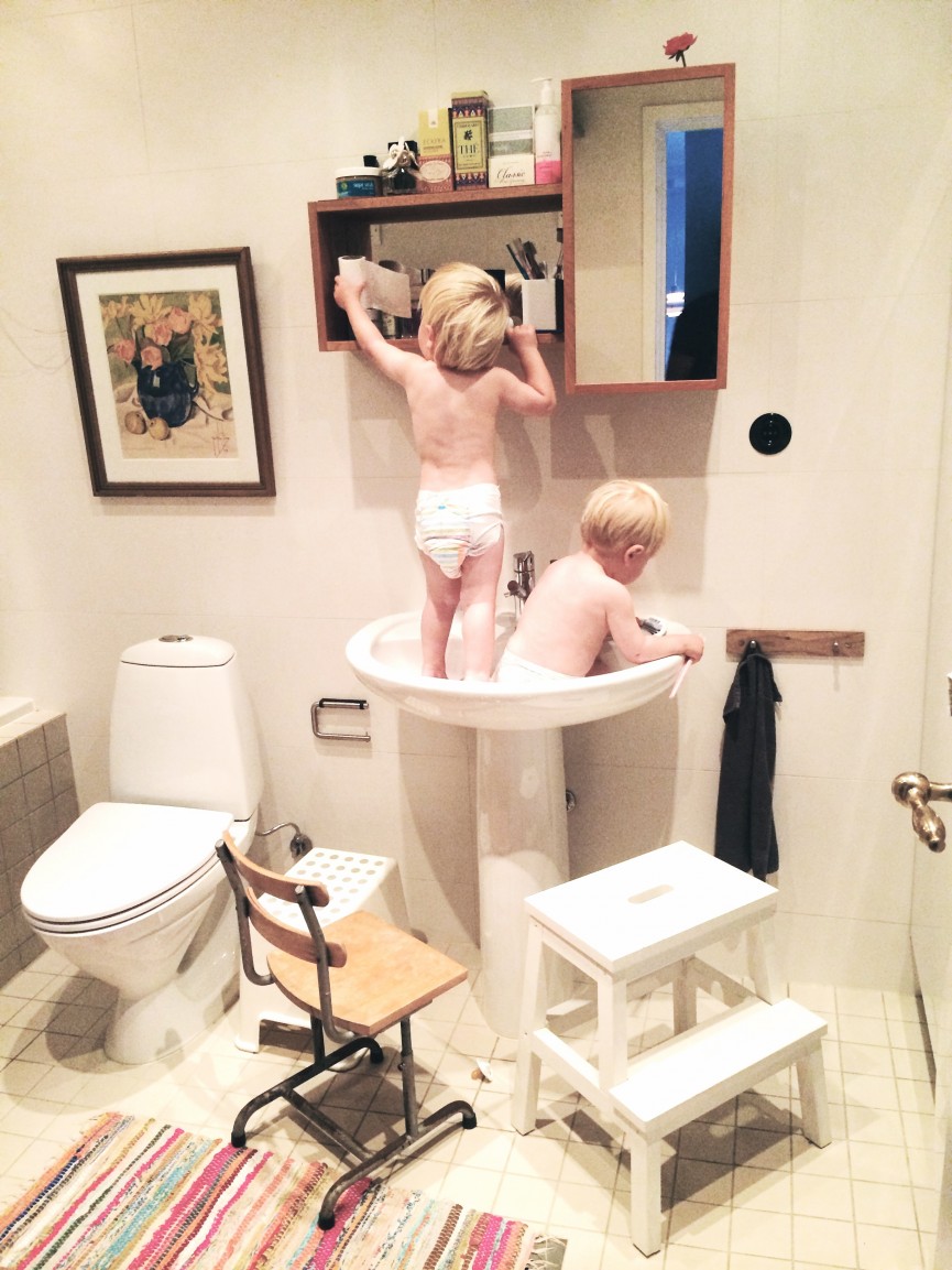 Crazy Bananas Morgnar 1 Processed with VSCOcam with f2 preset