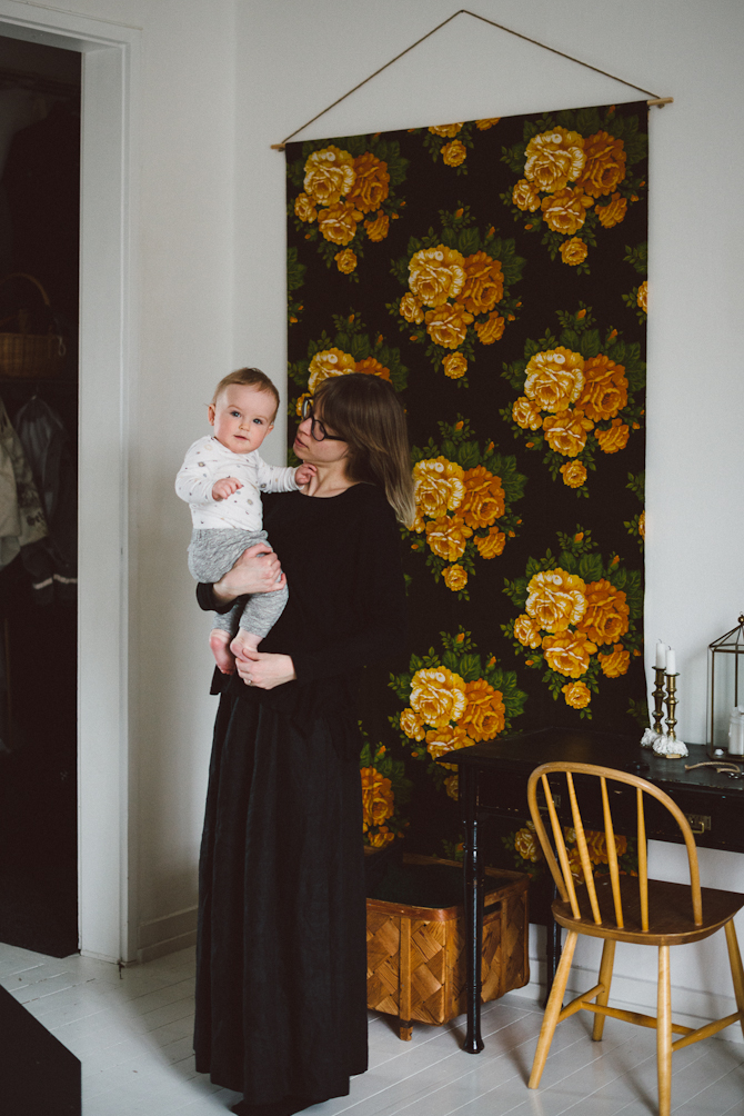DIY: Fabric wall hanging by Babes in Boyland